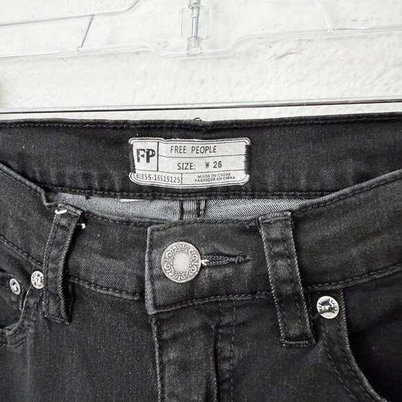 [Free People] Washed Black Low Rise Slim Leg Flare Jeans Stretch Casual Size 26 - Picture 10 of 11